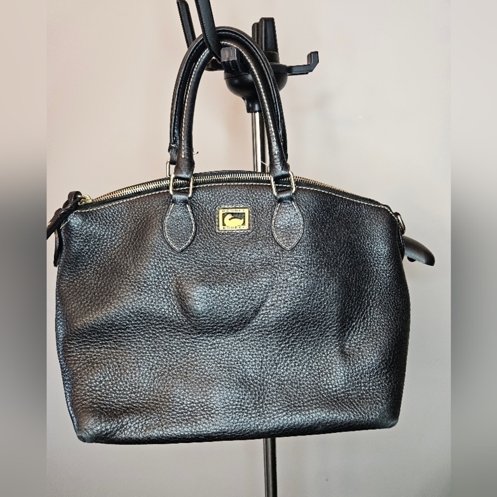 Dooney & Bourke Leather Satchel. Black. Domed Shape